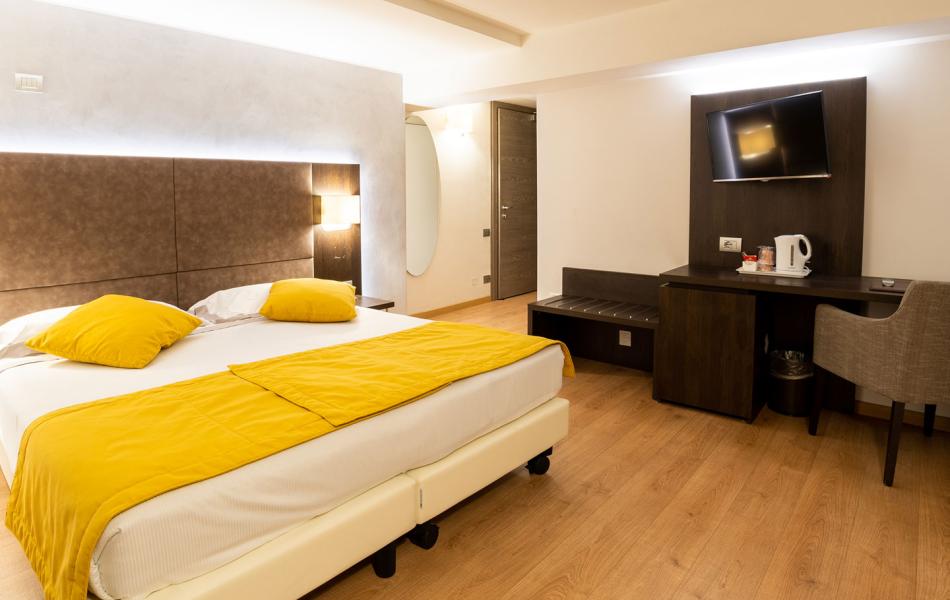 Hotel Como - Camere & Suites